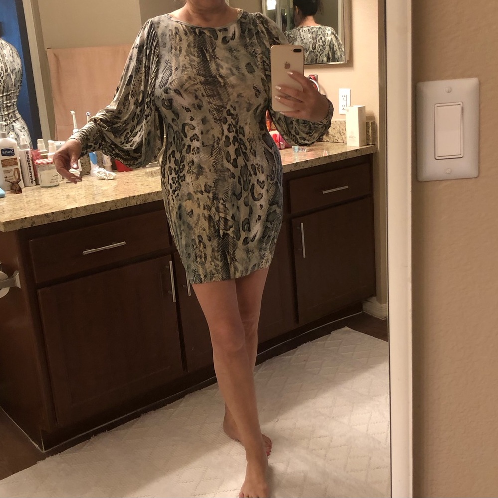 Dress Favori, with lycra, snake print, new no tag